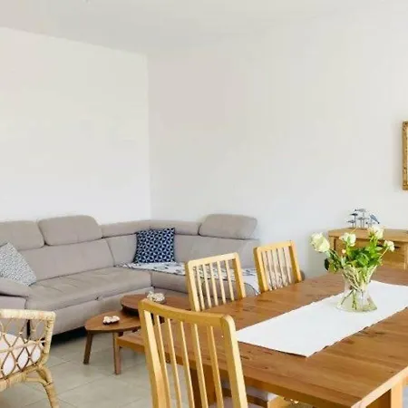Appartement L'Ile-Rousse, 3 Pieces, 6 Personnes - Fr-1-63-303