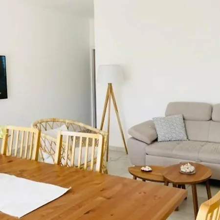 Appartement L'Ile-Rousse, 3 Pieces, 6 Personnes - Fr-1-63-303 * L'Ile-Rousse (Corsica)