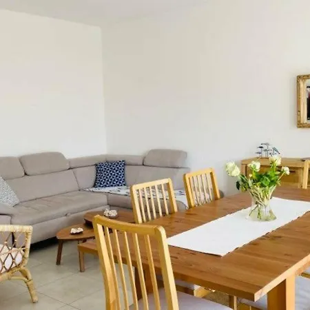 Apartment Appartement L'Ile-Rousse, 3 Pieces, 6 Personnes - Fr-1-63-303